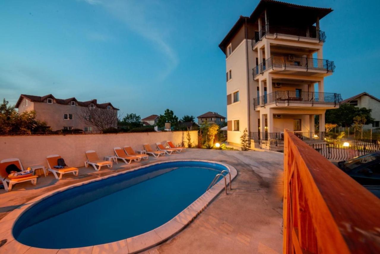 Breeze Villa Mamaia Nord Năvodari Buitenkant foto