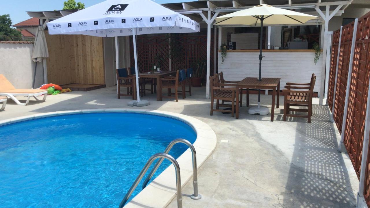 Breeze Villa Mamaia Nord Năvodari Buitenkant foto