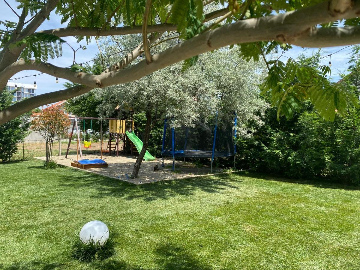 Breeze Villa Mamaia Nord Năvodari Buitenkant foto