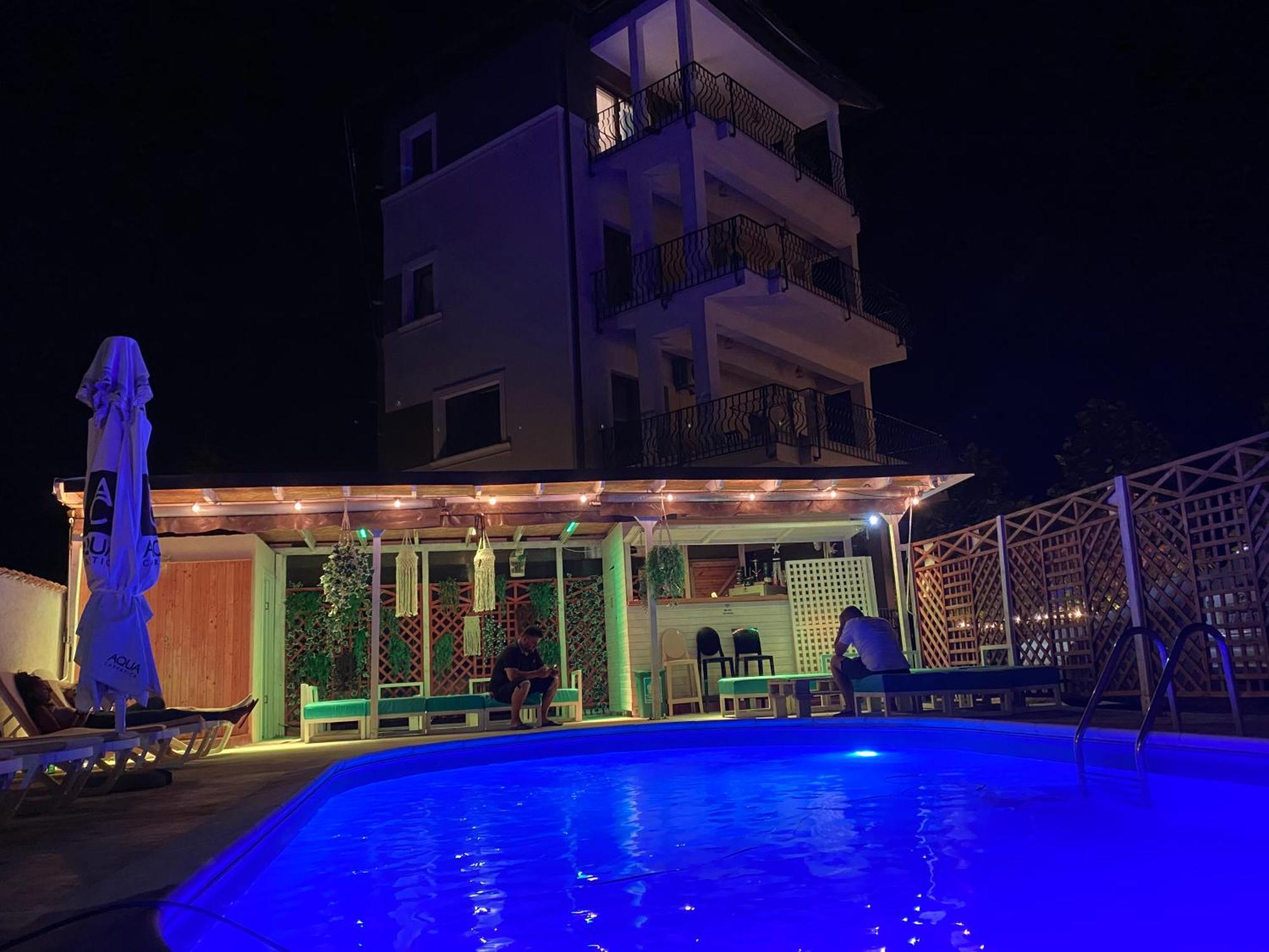 Breeze Villa Mamaia Nord Năvodari Buitenkant foto